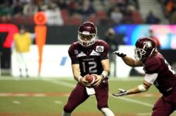 莱万多夫斯基在老鹰比赛中晋级下一阶段，败北引发热议！引发球迷热议